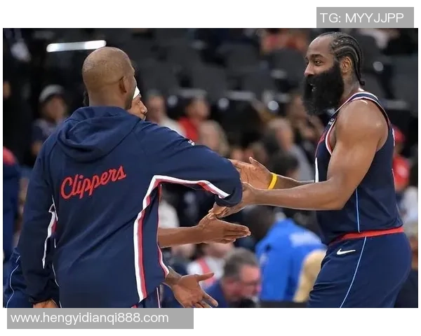 快船媒体:保罗归队或因在更衣室怒斥了大牌球员;或许会去换威少